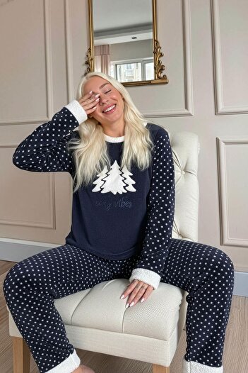Pijamaevi Navy Blue Pine Tree Patterned Women's Plush Pajama Set