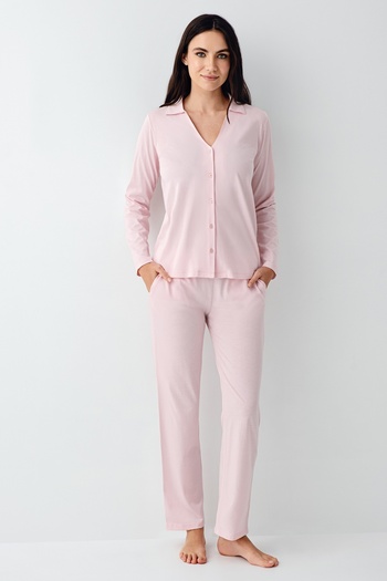Pierre Cardin Women's Pink Licensed Soft Texture Long Sleeve Buttoned Women's Pajama Set 2 Pairs of Socks Gift