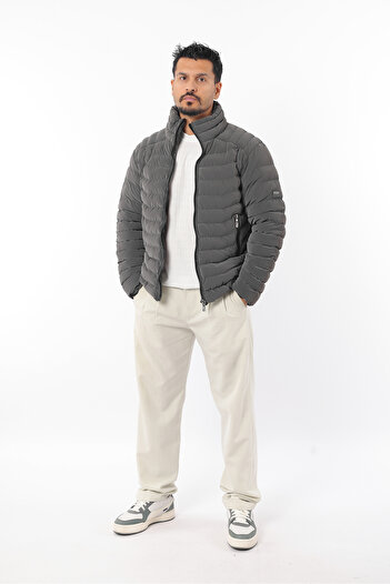 Rodrigo Men's Cold and Windproof Judge Collar Zippered Puffer Jacket