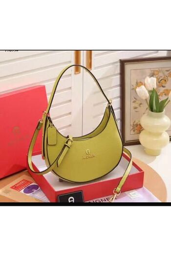 style iconic Luxury Half-Moon Shoulder Bag – Elegant PU Leather Handbag