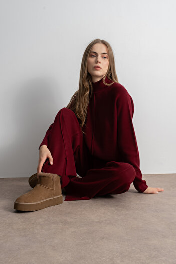 Shophia Women's Embossed Detailed Knitwear Set – Burgundy