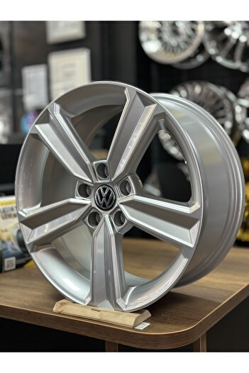 Sonic Egea / Doblo / Fiorino 17″ Babayaga Jant Takımı – 7.5x17 – 5x98 – Et35 – 73.1mm – Silver – 4 Adet