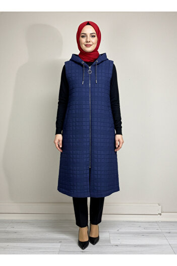 nevmira Hooded Zippered Quilted Vest