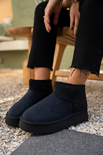 LAMİNTA Γυναικείες μπότες Caty Black Suede με επένδυση από γούνα και χοντρή σόλα