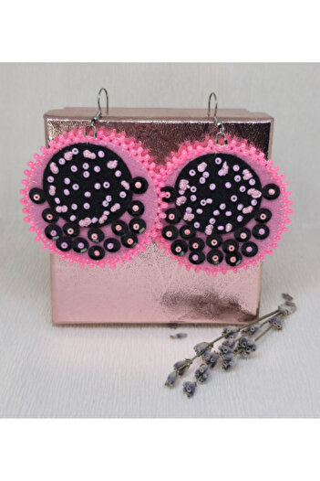 Amma Design Handmade round earrings made of felt, sequins and Toho beads