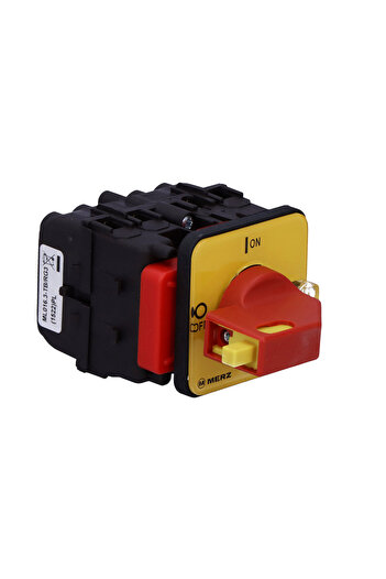 Other Cam switch 01 16A 3P panel mounted, small red knob, 1 x padlock IP55