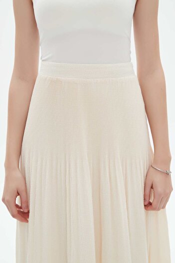 Nichii Women's Ruffled Midi Skirt