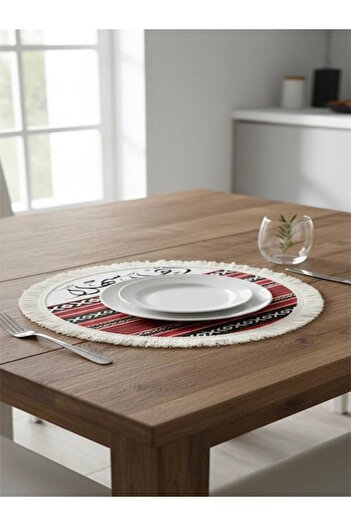 GENRLS Round heritage tablecloth with Sadu pattern and the phrase "Ahlan Wa Sahlan" 40cm diameter