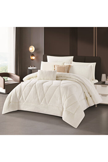 HOURS Horse double-sided winter bedspread, fur and velvet, suitable for a double bed size of 200 x 200 cm, consisting of 8 pieces, 240 stitches