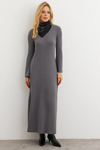 Cool & Sexy Women's Anthracite Basic Maxi Dress Col30
