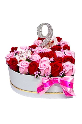 velve Personalized floral arrangement with numbers, white heart-shaped box, soap roses, red-pink, 9
