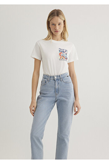 Mavi Floral bedrucktes Ecru-T-Shirt mit halbschlanker Passform 1612956-70057
