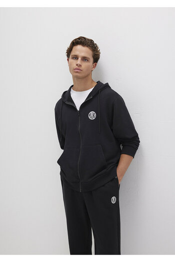 Mavi Schwarzes Sweatshirt mit Kapuze und Logo-Aufdruck von Mvjns 0s10193-900