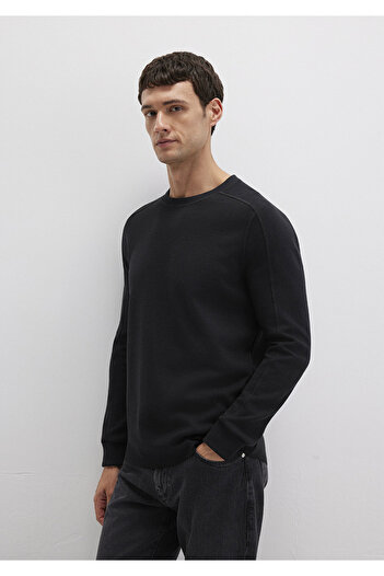 Mavi Μακρυμάνικο μπλουζάκι με υφή μαύρο Basic Slim Fit / Slim Fit 0610106 -900