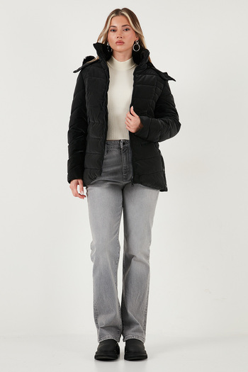 Lela Kapitoneli Slim Fit Çıkarılabilir Kapüşonlu Mont MONT 497MARA