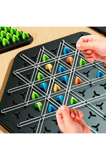 OEM Triangular board game with rubber bands and pins, 26 cm, 8 years+