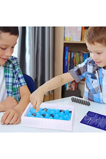 OEM Strategic chess game with magnetic stones for children and adults, 8 years +