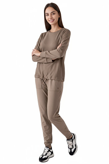 Pierre Cardin Women's Mink Color Combed Cotton Long Sleeve Pajama Set – Comfortable Fit, Soft Texture, Pocketed Model