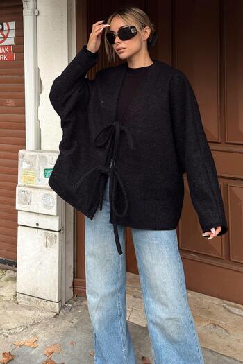 Swist Black Oversize Women's Wool Cashmere Jacket with Tie Detail