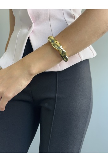 Ressia Thick Wavy Twist Cuff Bracelet