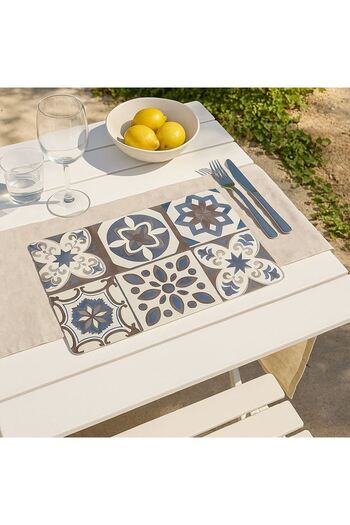 OEM Gray Plastic Plate Holder with Tiles Pattern 43.5x28cm