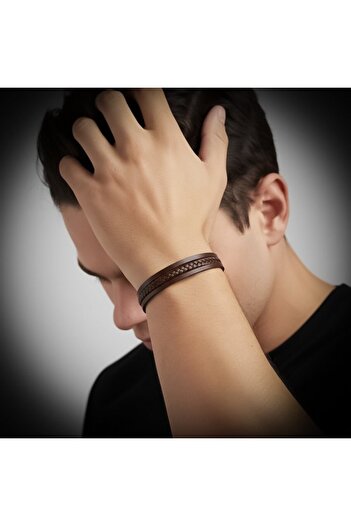 FM Brown Leather Men's Bracelet – Titanium Steel with Magnetic Lock 31833B14D4