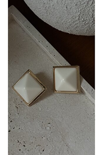 Muse Sister Vintage Lupine Earrings