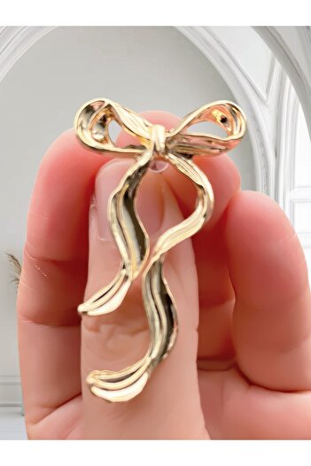 VEGALUXE Gold Color Earrings with Bow