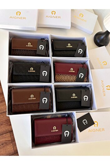 AAO Shoulder bag with accessories