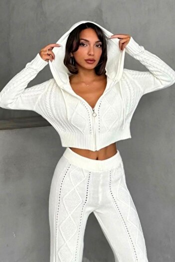 FashionForYou TOREN women's casual set, with pants and knitted blouse, White