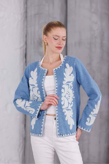 Pulli Collection Τζιν μπουφάν με λεπτομέρεια μποέμικου κεντήματος