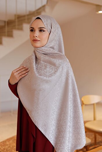 QASSA SHAL Stone Shawl