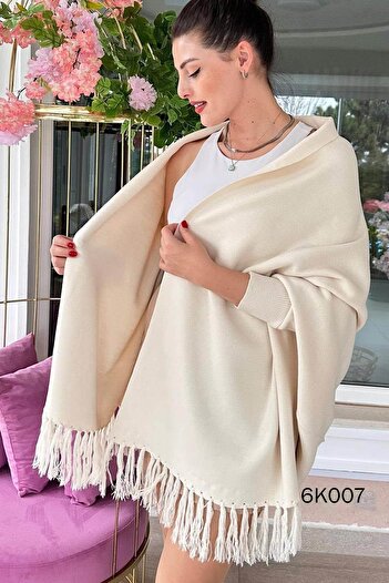 MODAMERSİ Women's Ecru Tassel Detailed Knitwear Poncho