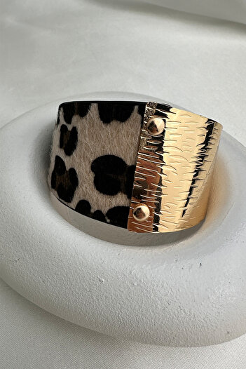 Modex Gold Color Metal Detail Leopard Pattern Bracelet (22cm)