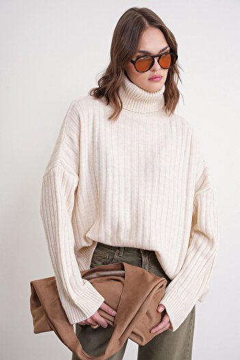 Mixray 6928 Women's Ribbed Turtleneck Knit Sweater Natural
