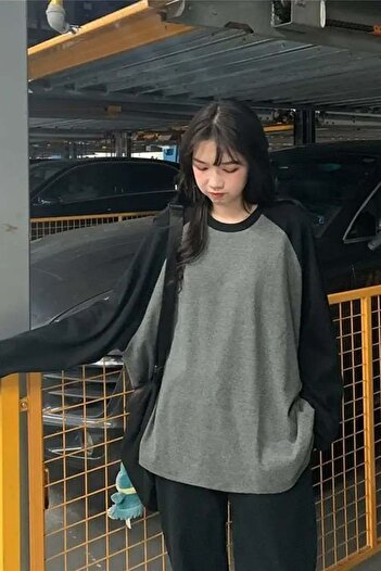 Karakedi Black Raglan Detail Long Sleeve Tshirt