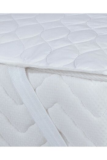 Madame Coco Eleta Quilted Single Bed Mattress Pad - White
