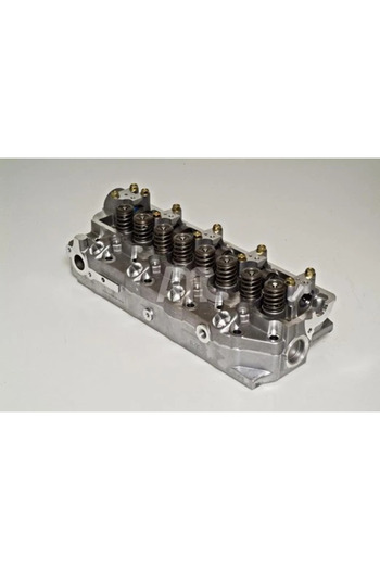 AMC Cylinder head MITSUBISHI L 300 / DELICA II platform / chassis (L03_P) 1986-2007