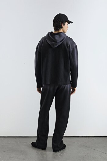 GIESTO Black Sweatshirt with Effective Logo Detail