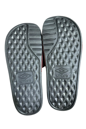 UMBRO Sports Slippers
