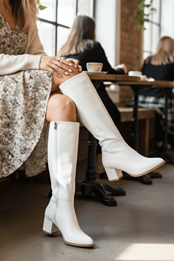 DİVOLYA Despina White Leather Heeled Boots (5 cm Heel) Side Zipper Daily Use Boots