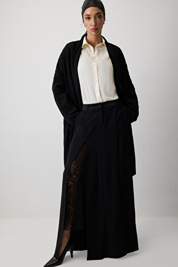 Touché Privé Oversize Knit Cardigan with Pockets