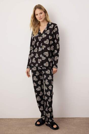 Trendyol Collection Fekete 100% pamut leopárd szív kötött pizsama szett THMAW25PT00142