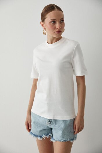 Laluvia Weißes Basic-T-Shirt