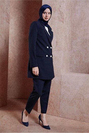 Alvina 30421ModelStriped Trousers Set