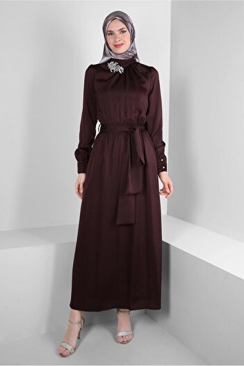 Alvina STONE DETAILED BELLY SATIN DRESS 43510