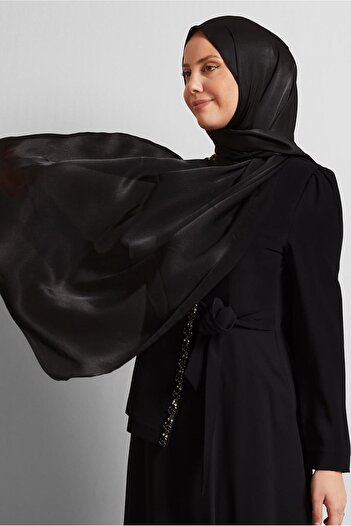 Alvina Satin Shawl 8570