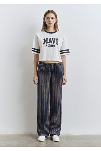 Mavi Μπλουζάκι με λογότυπο εκρού Regular Fit / Normal Cut 1613376-70057