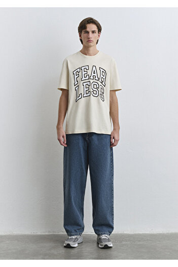 Mavi Fearless bedrucktes T-Shirt in Ecru, lockere Passform 0612475 -70055