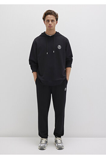 Mavi Schwarzes Sweatshirt mit Kapuze und Mvjns-Logo-Aufdruck - 0611786 -900